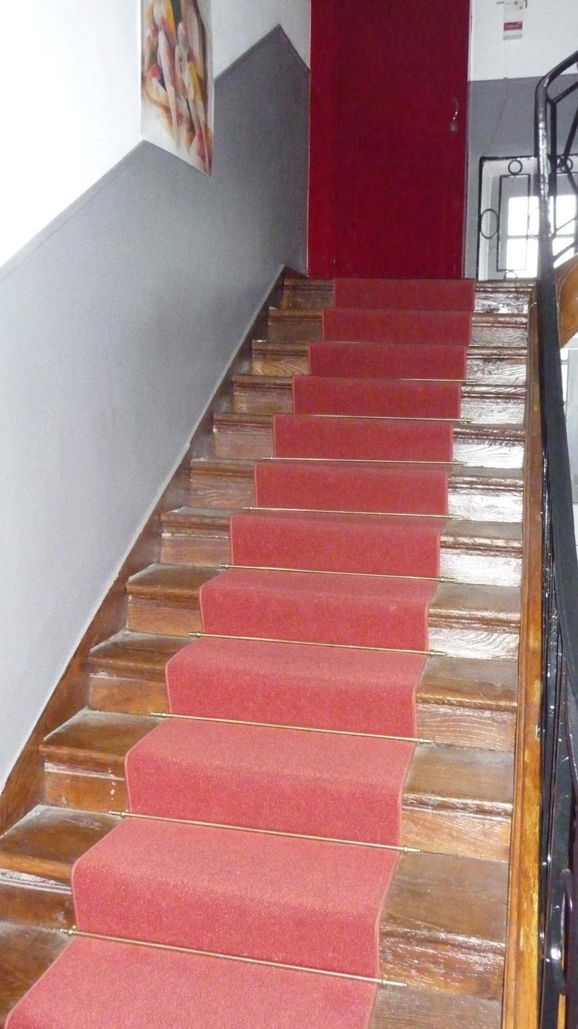 Hotel Du Commerce Semur-en-Auxois Zimmer foto